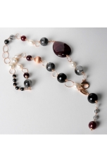 Collana, quarzo rutilato  grigio, perle di fiume, agata ruby