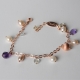  Bracciale charms , perle di fiume, ametista, ametista verde.