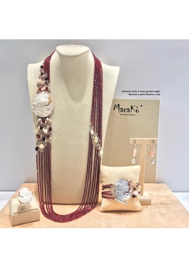 https://www.marako.it/2353-3088-thickbox/parure-granato-taglio-diamond-cammeo-perle-coltivate.jpg