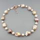 Collier perle barocche rosa, perle coltivate bianche