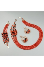 Parure corallo bamboo rosso e decoro laterale in corallo sardo