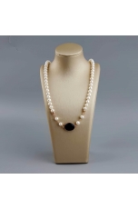 Collier perle coltivate, castone 18  per 13 mm agata nera